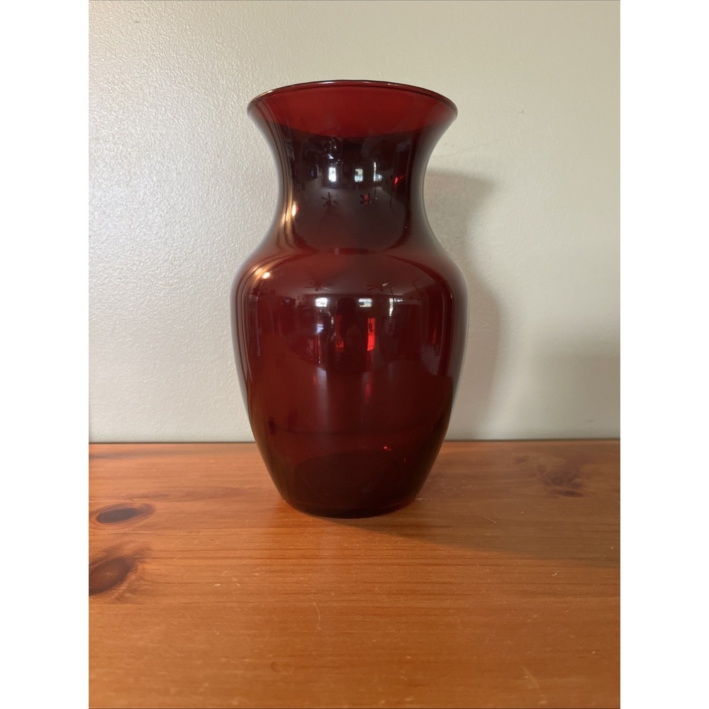 Royal Ruby Red Decorative Glass Flower Vase | Pitcher  7.5" tall